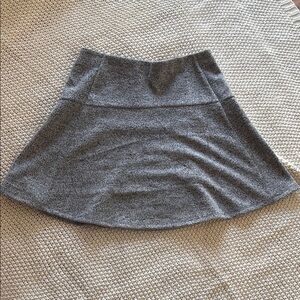 LOFT Gray A-Line Winter Skirt – Soft Knit – Women’s Small.